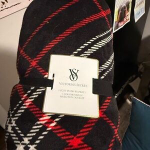 Victoria’s Secret Cozy Plush Blanket | 50” x 60” | Brand New